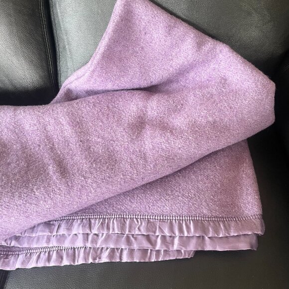 Lavender Throw Blanket - Picture 4 of 5